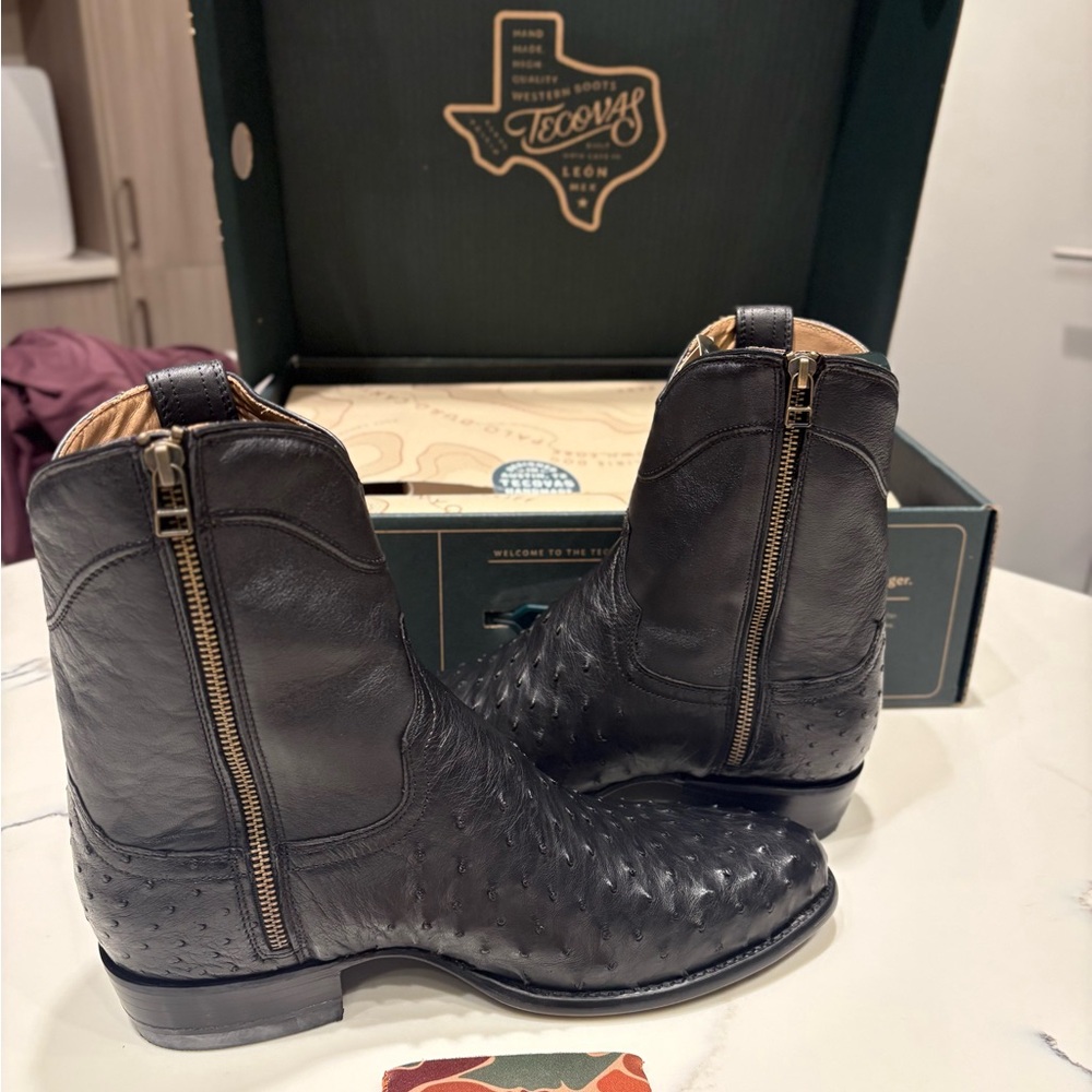 NEW!!  Tecovas Black Ostrich Zane Western Boots
